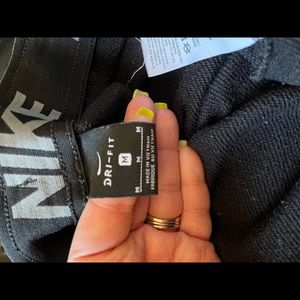 Mens MEDIUM Nike dri-fit joggers